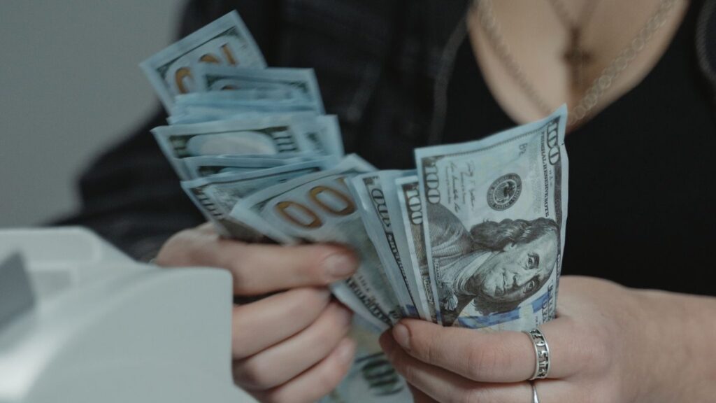 Remittance tax 2026: counting US dollar cash, the only funding method the 1% tax touches
